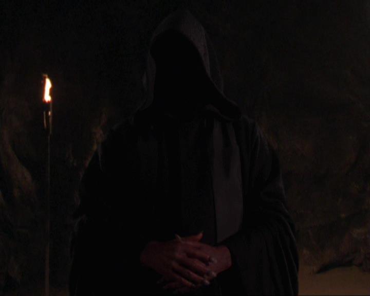 Charmed-Online_dot_net-4x01-2CharmedAgain2402.jpg