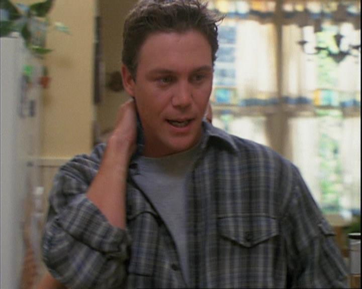 Charmed-Online_dot_net-4x01-2CharmedAgain2556.jpg