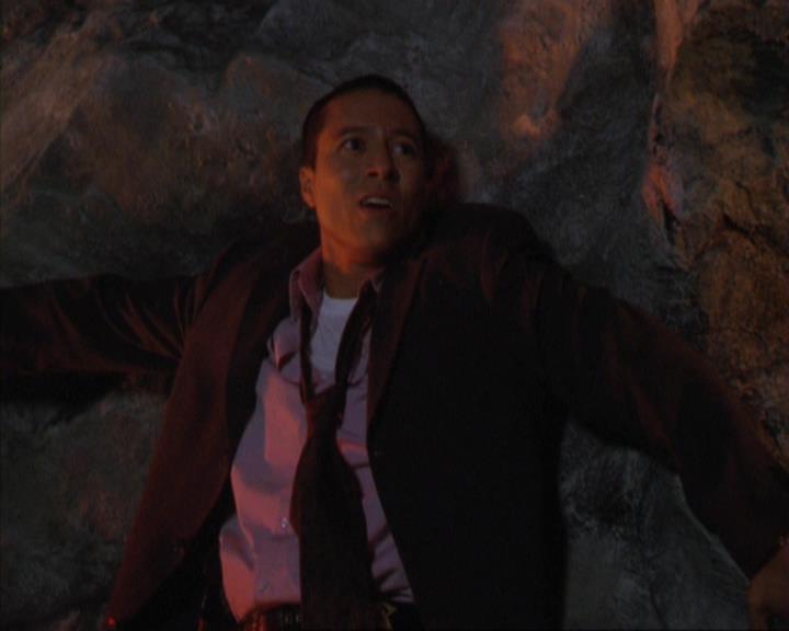 Charmed-Online_dot_net-4x01-2CharmedAgain2861.jpg