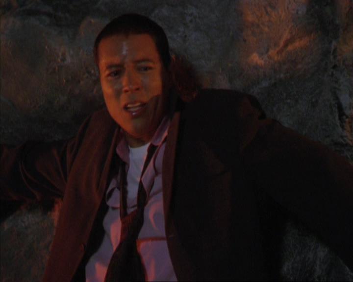 Charmed-Online_dot_net-4x01-2CharmedAgain2869.jpg