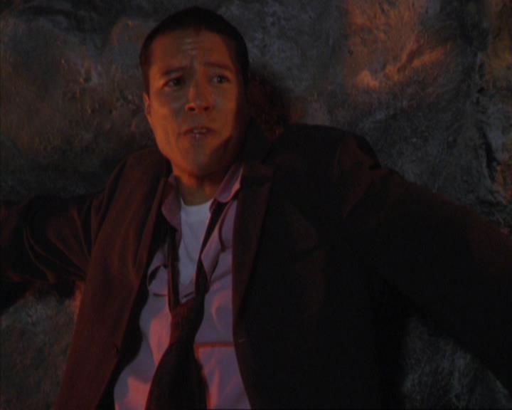 Charmed-Online_dot_net-4x01-2CharmedAgain2870.jpg