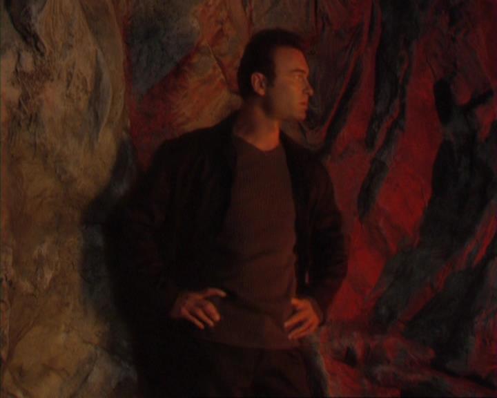 Charmed-Online_dot_net-4x01-2CharmedAgain2911.jpg