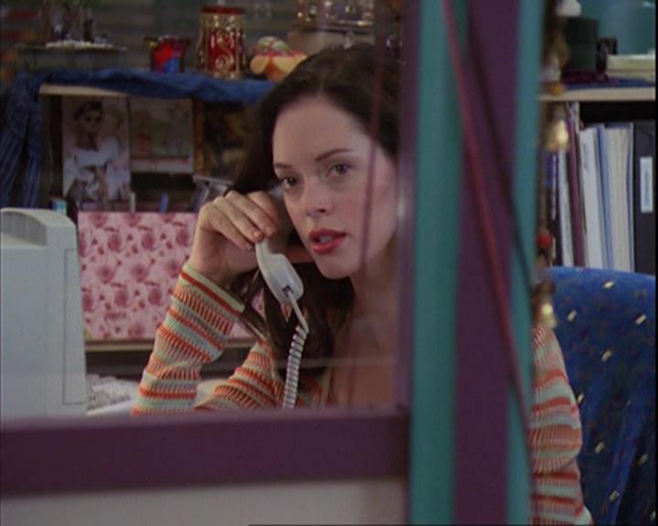 Charmed-Online_dot_net-4x01-2CharmedAgain2930.jpg