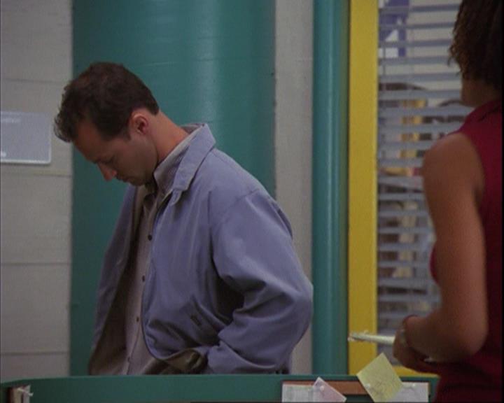 Charmed-Online_dot_net-4x01-2CharmedAgain2931.jpg