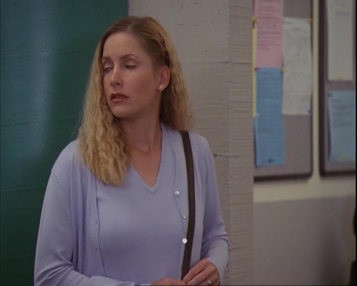 Charmed-Online_dot_net-4x01-2CharmedAgain2937.jpg