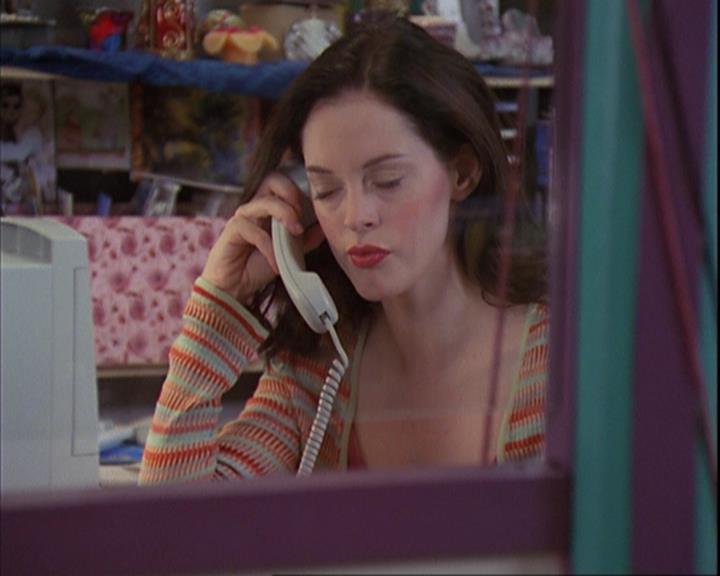 Charmed-Online_dot_net-4x01-2CharmedAgain2939.jpg