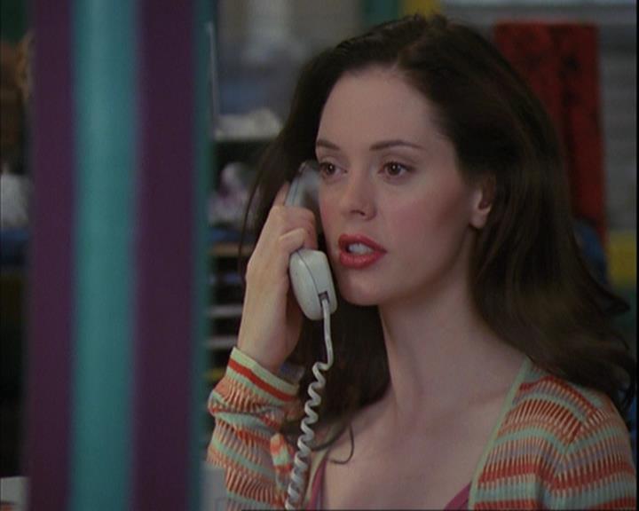 Charmed-Online_dot_net-4x01-2CharmedAgain2974.jpg