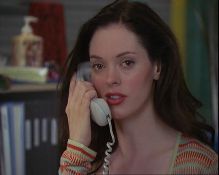 Charmed-Online_dot_net-4x01-2CharmedAgain2984.jpg
