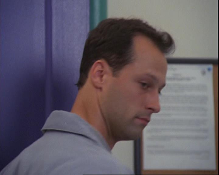 Charmed-Online_dot_net-4x01-2CharmedAgain3231.jpg