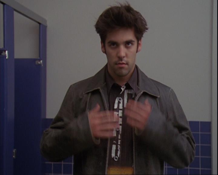 Charmed-Online_dot_net-4x01-2CharmedAgain3246.jpg
