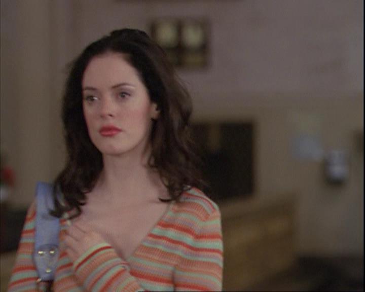 Charmed-Online_dot_net-4x01-2CharmedAgain3282.jpg