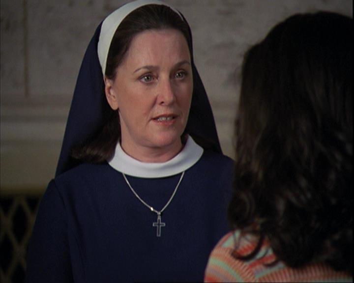 Charmed-Online_dot_net-4x01-2CharmedAgain3292.jpg
