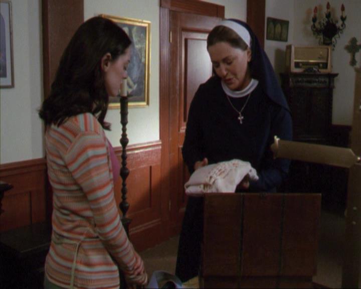 Charmed-Online_dot_net-4x01-2CharmedAgain3389.jpg