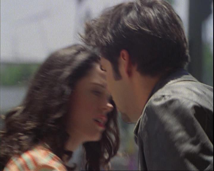 Charmed-Online_dot_net-4x01-2CharmedAgain3543.jpg