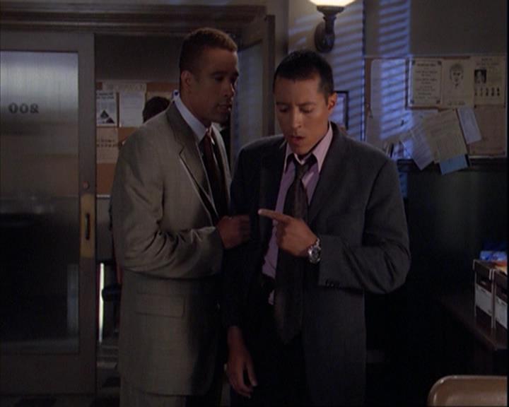 Charmed-Online_dot_net-4x01-2CharmedAgain3615.jpg