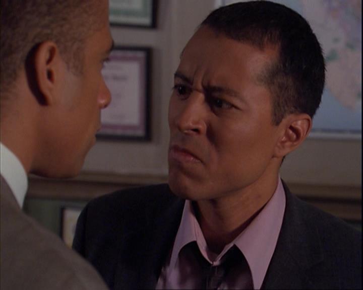Charmed-Online_dot_net-4x01-2CharmedAgain3626.jpg