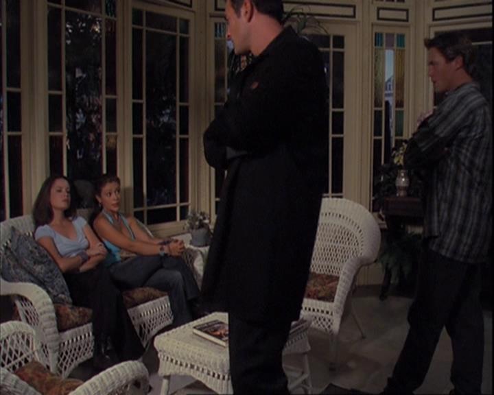 Charmed-Online_dot_net-4x01-2CharmedAgain3651.jpg