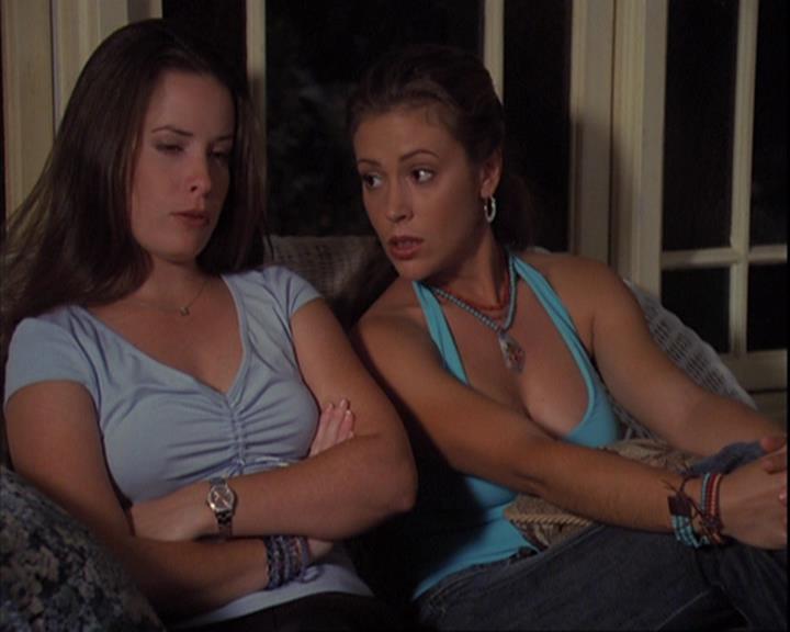 Charmed-Online_dot_net-4x01-2CharmedAgain3654.jpg