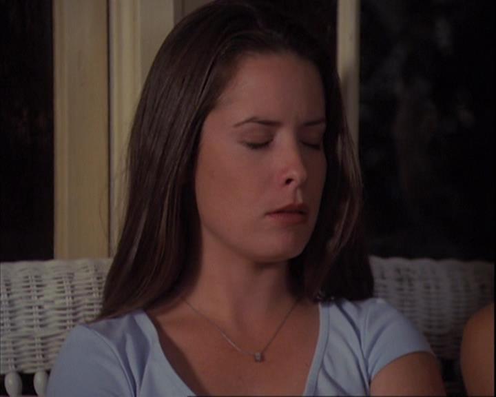 Charmed-Online_dot_net-4x01-2CharmedAgain3705.jpg