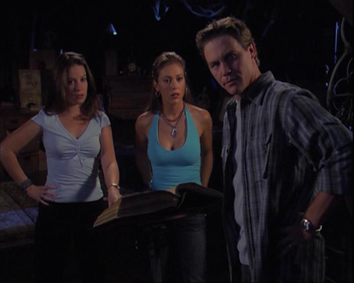 Charmed-Online_dot_net-4x01-2CharmedAgain3802.jpg