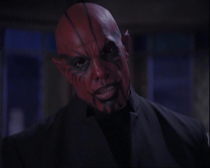 Charmed-Online_dot_net-4x01-2CharmedAgain3871.jpg