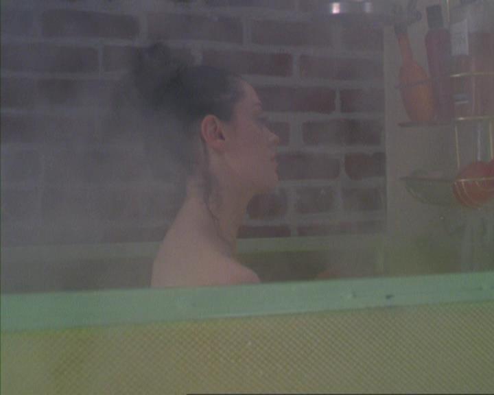 Charmed-Online_dot_net-4x01-2CharmedAgain3892.jpg