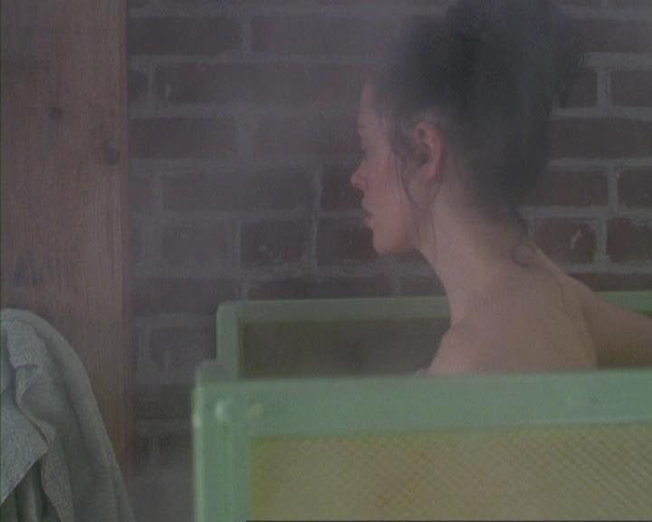 Charmed-Online_dot_net-4x01-2CharmedAgain3898.jpg