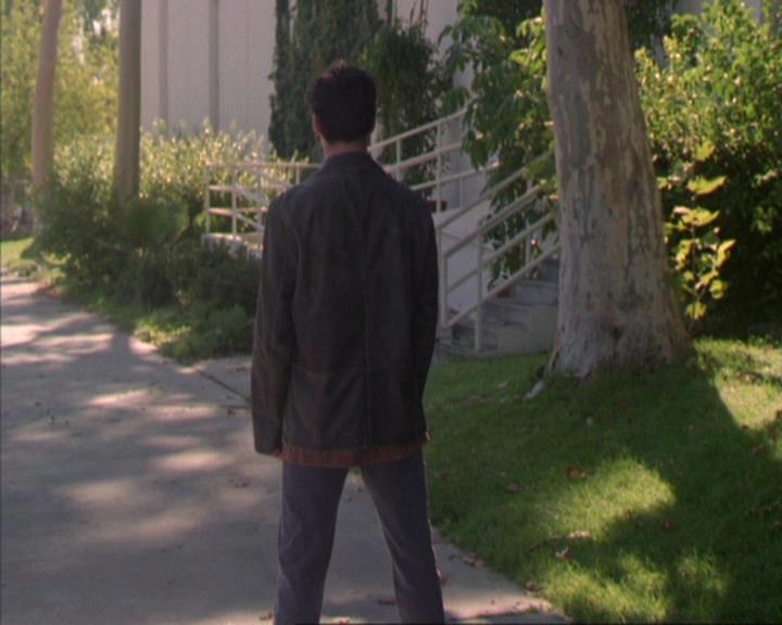 Charmed-Online_dot_net-4x01-2CharmedAgain4088.jpg