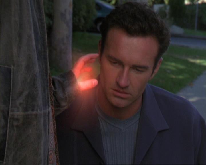Charmed-Online_dot_net-4x01-2CharmedAgain4104.jpg