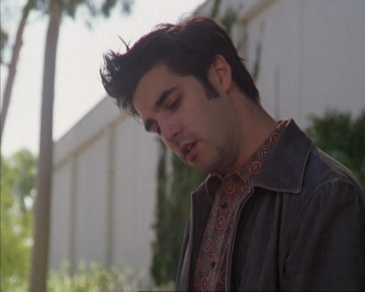 Charmed-Online_dot_net-4x01-2CharmedAgain4110.jpg