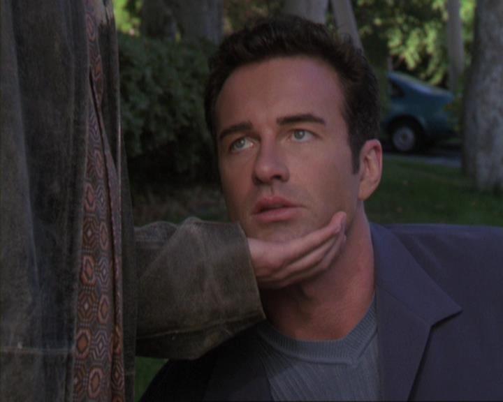 Charmed-Online_dot_net-4x01-2CharmedAgain4113.jpg