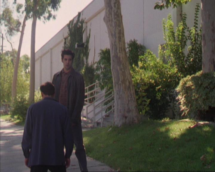 Charmed-Online_dot_net-4x01-2CharmedAgain4115.jpg