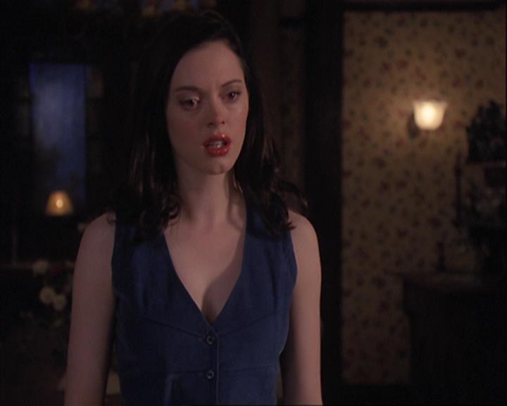 Charmed-Online_dot_net-4x01-2CharmedAgain4237.jpg