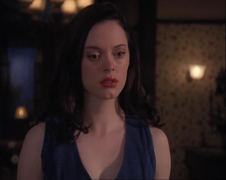 Charmed-Online_dot_net-4x01-2CharmedAgain4240.jpg