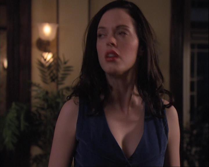 Charmed-Online_dot_net-4x01-2CharmedAgain4248.jpg