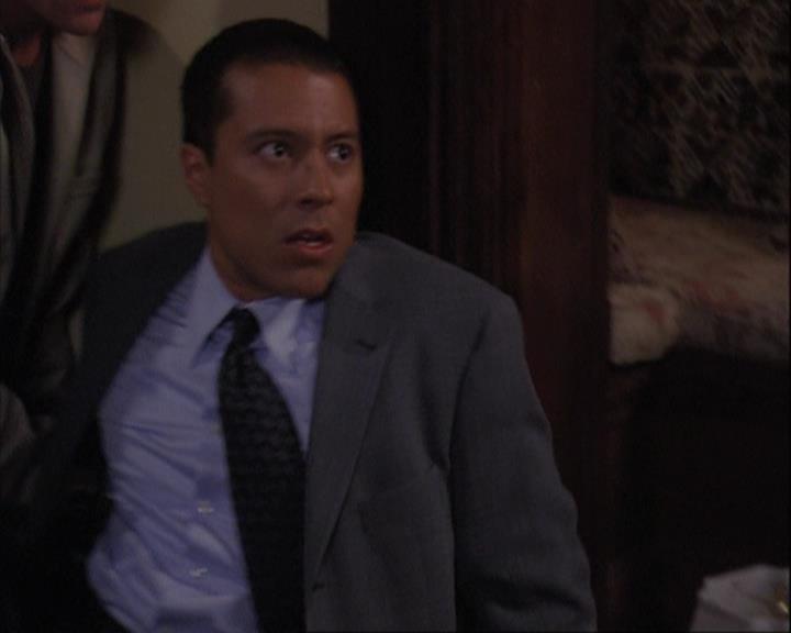 Charmed-Online_dot_net-4x01-2CharmedAgain4320.jpg