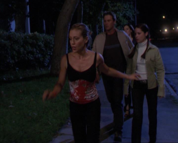 Charmed-Online_dot_net-4x01-2CharmedAgain4343.jpg