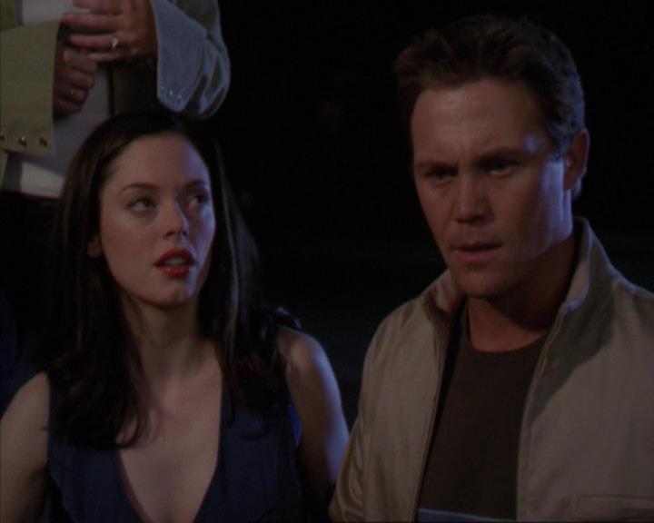 Charmed-Online_dot_net-4x01-2CharmedAgain4391.jpg