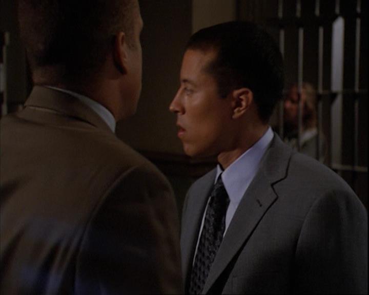 Charmed-Online_dot_net-4x01-2CharmedAgain4430.jpg
