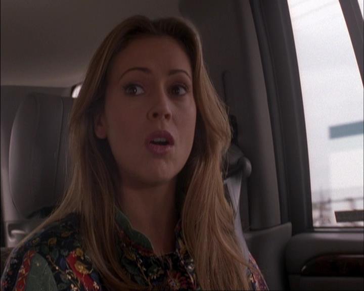 Charmed-Online_dot_net-4x03HellHathNoFury0027.jpg