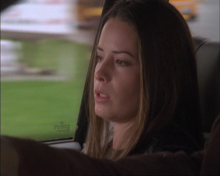 Charmed-Online_dot_net-4x03HellHathNoFury0033.jpg