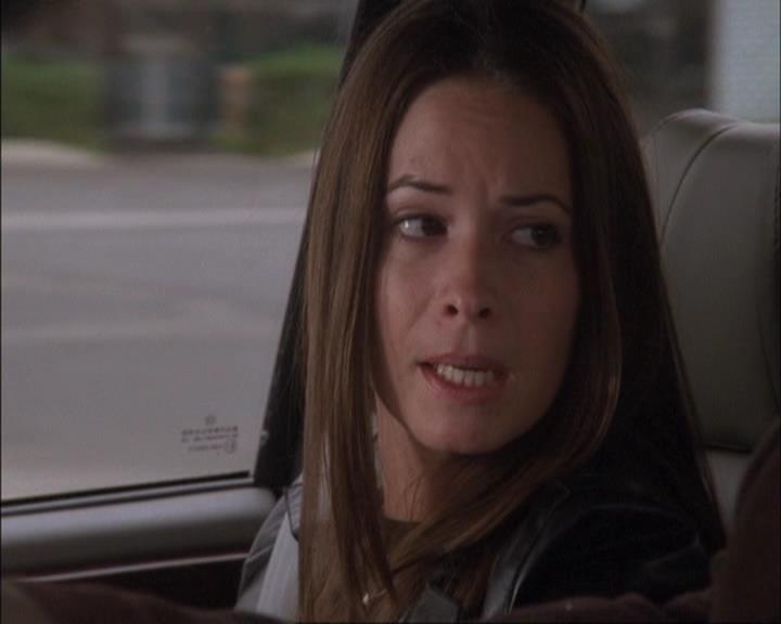 Charmed-Online_dot_net-4x03HellHathNoFury0037.jpg
