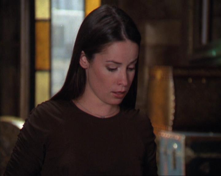 Charmed-Online_dot_net-4x03HellHathNoFury0265.jpg