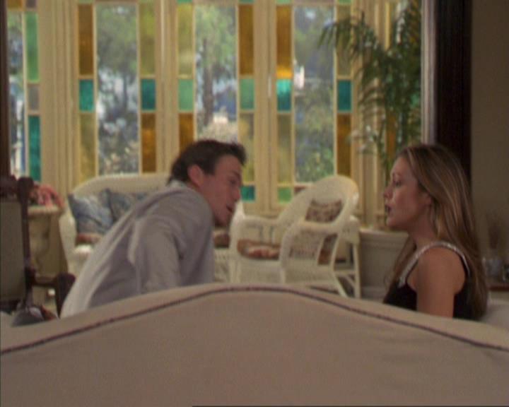 Charmed-Online_dot_net-4x03HellHathNoFury0507.jpg