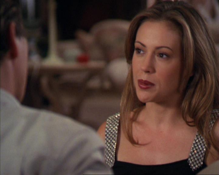Charmed-Online_dot_net-4x03HellHathNoFury0536.jpg