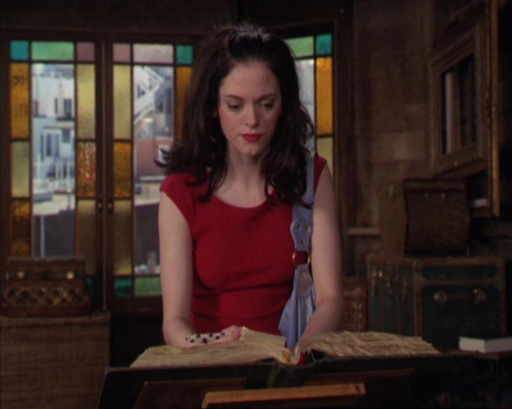 Charmed-Online_dot_net-4x03HellHathNoFury0561.jpg