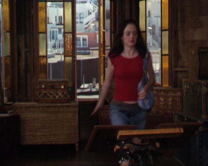 Charmed-Online_dot_net-4x03HellHathNoFury0585.jpg