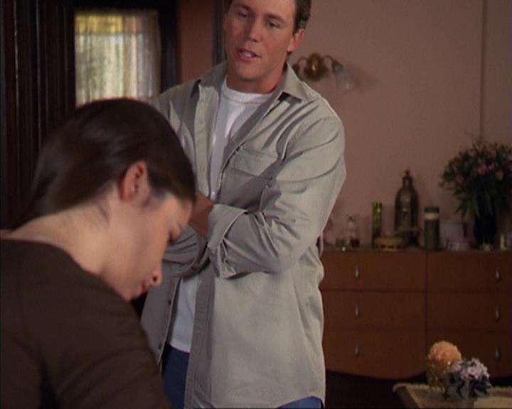 Charmed-Online_dot_net-4x03HellHathNoFury0610.jpg