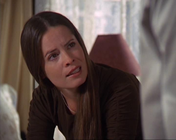 Charmed-Online_dot_net-4x03HellHathNoFury0652.jpg