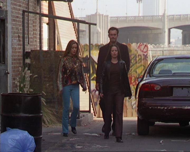 Charmed-Online_dot_net-4x03HellHathNoFury0772.jpg